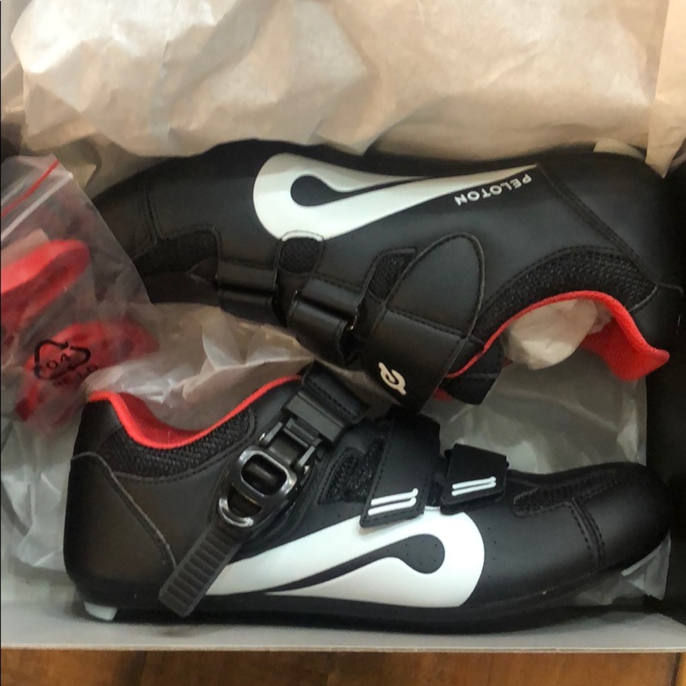 Women’s Peloton cycling shoes